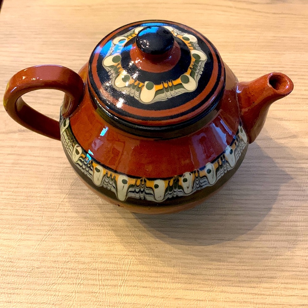 Bulgarian teapot